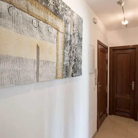 Apartment Edificio Lumasies *