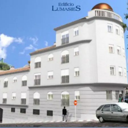 Edificio Lumasies 公寓